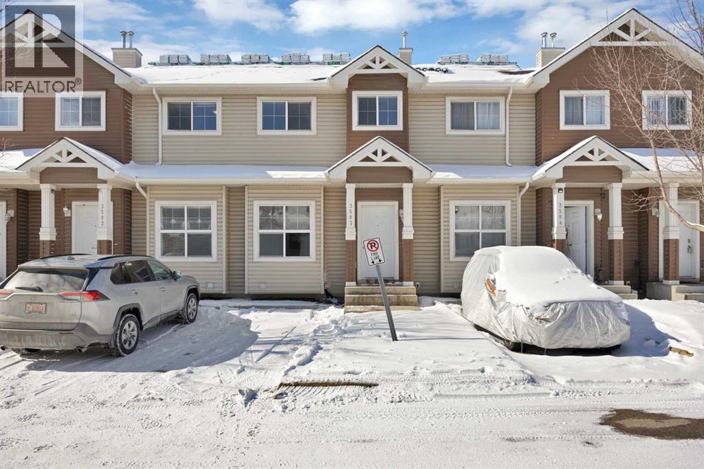 Row / Townhouse for Sale in 3503, 111 Tarawood Lane NE|Calgary, Alberta T3J0G9 5