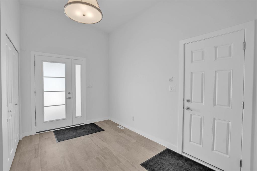 For sale: 6 Crocus Lane, West St Paul, Manitoba R2V4S3 - 202605369