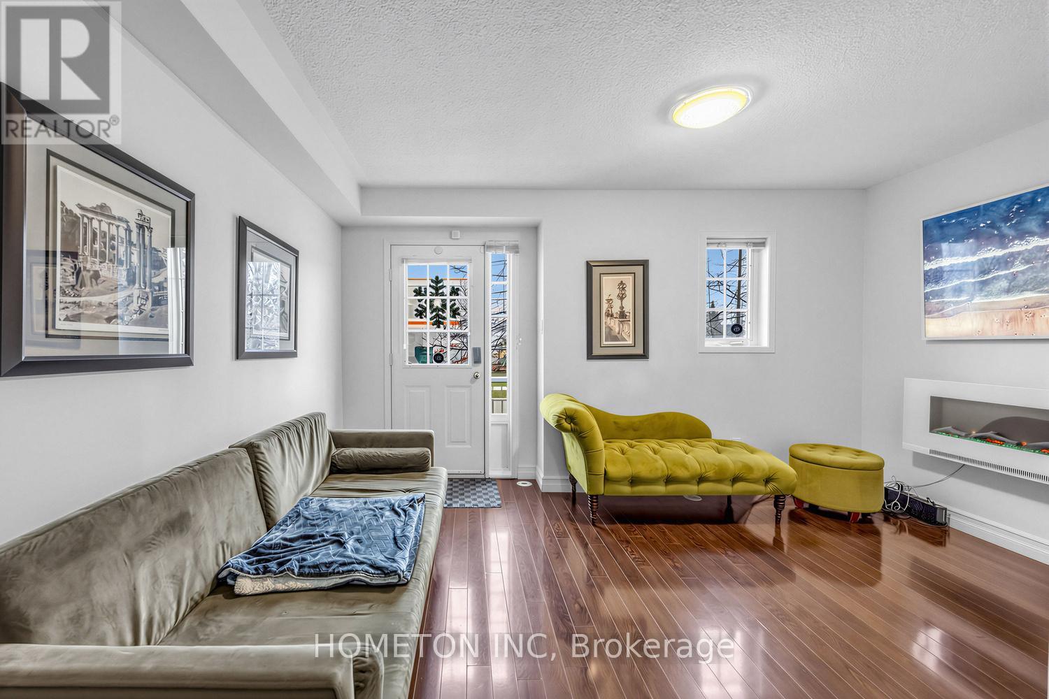 Row / Townhouse for Sale in 181 - 601 SHORELINE DRIVE|Mississauga (Cooksville), Ontario L5B4K2 5