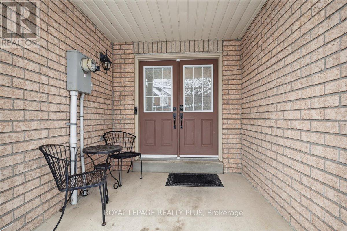 Row / Townhouse for Sale in 5300 PALMETTO PLACE|Mississauga (Churchill Meadows), Ontario L5M0C7 4
