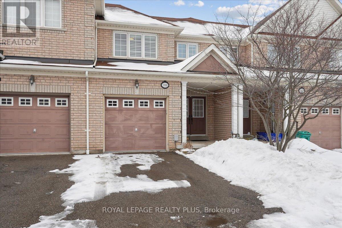 Row / Townhouse for Sale in 5300 PALMETTO PLACE|Mississauga (Churchill Meadows), Ontario L5M0C7 3