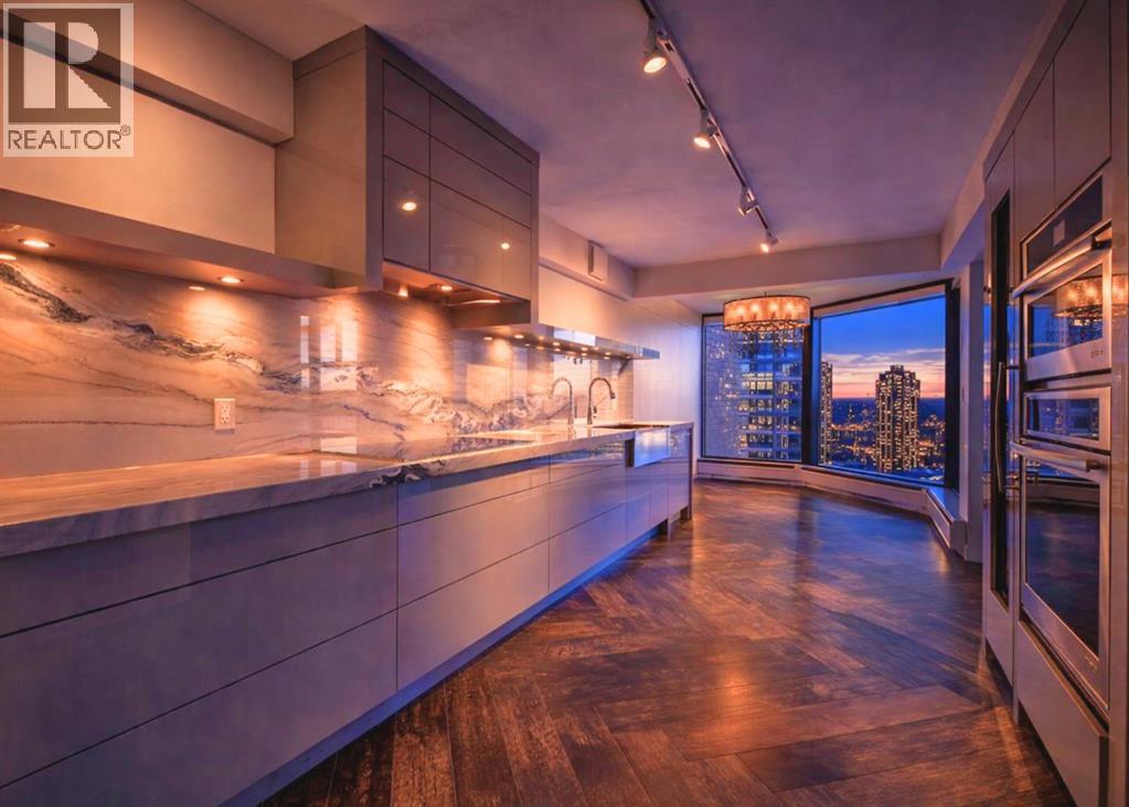 Apartment for Sale in 2403, 1100 8 Avenue SW|Calgary, Alberta T2P3T9