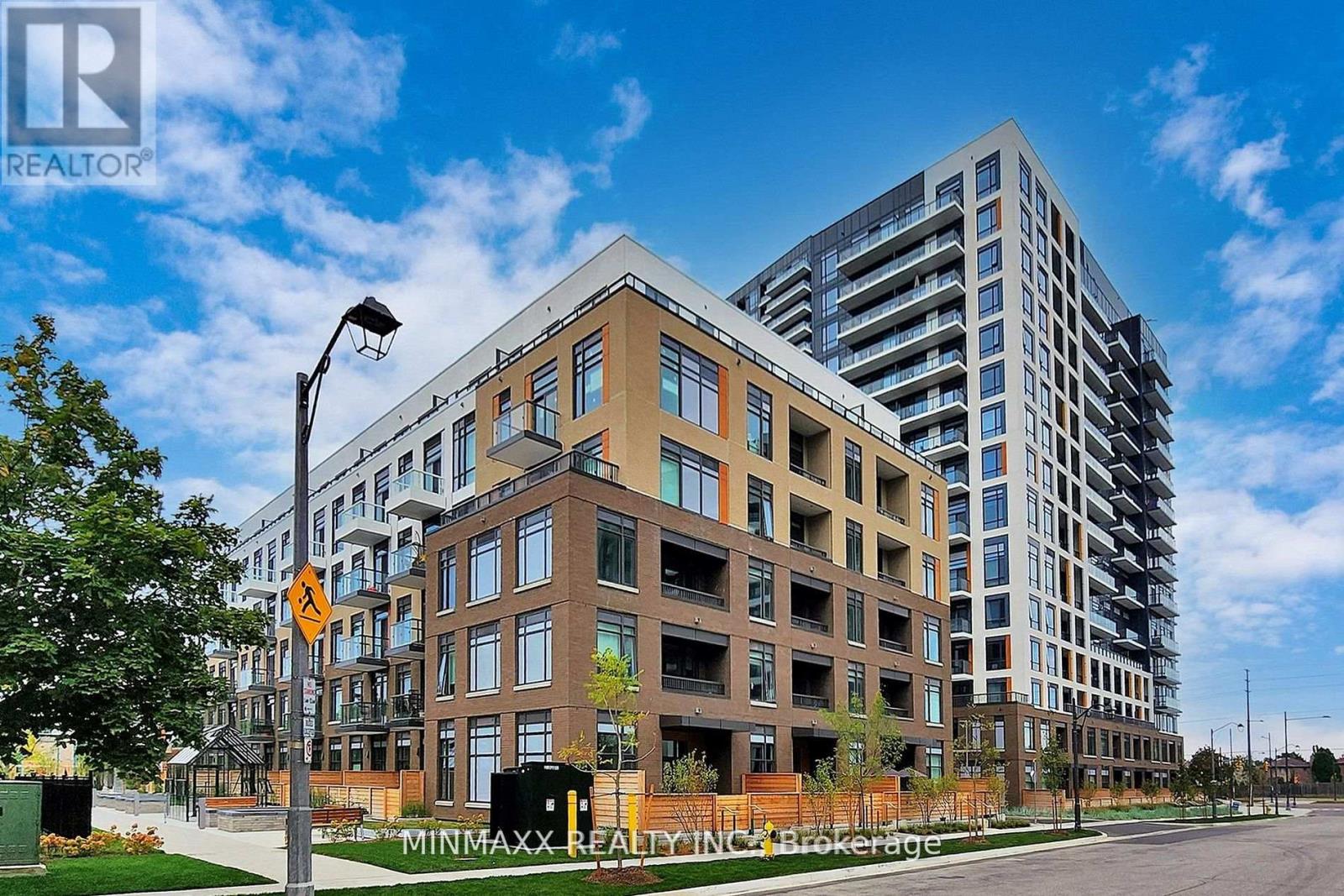 D620 - 8 BEVERLEY GLEN BOULEVARD, Vaughan (Beverley Glen), Ontario L4J0L5
