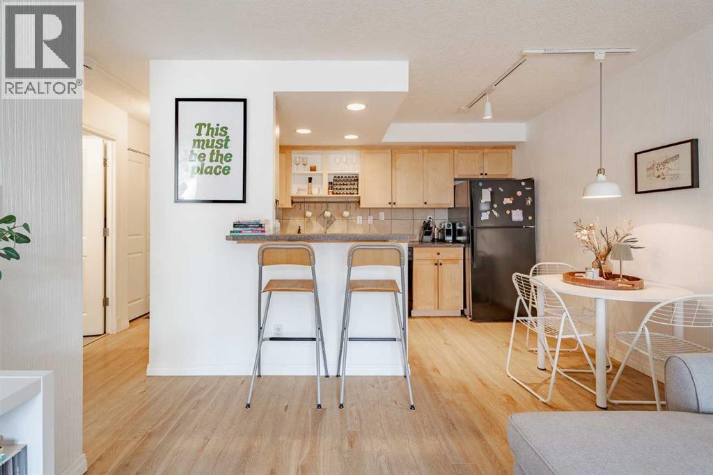 Apartment for Sale in 202, 340 4 Avenue NE|Calgary, Alberta T2E0J3 4