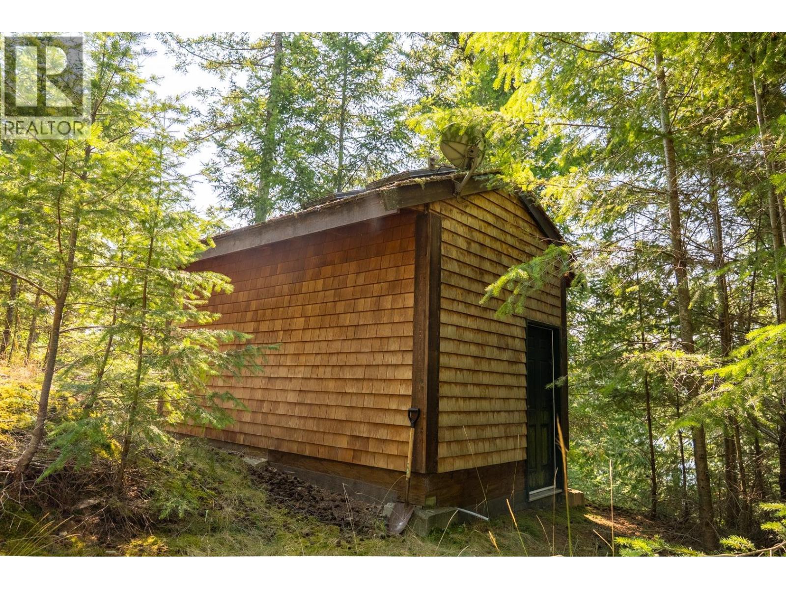 For sale: 8807 AINSLIE POINT ROAD, Pender Island, British Columbia