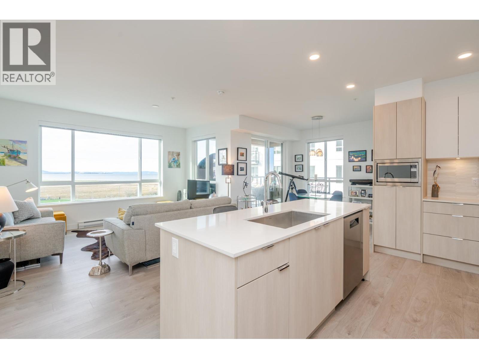 For sale: 426 2499 RABBIT DRIVE, Delta, British Columbia V4M0G4 ...