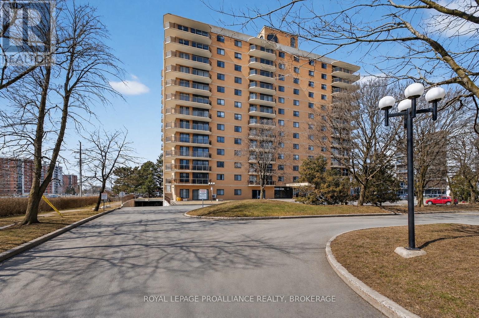 1006 - 257 BATH ROAD, Kingston (West of Sir John A. Blvd), Ontario K7M7T3