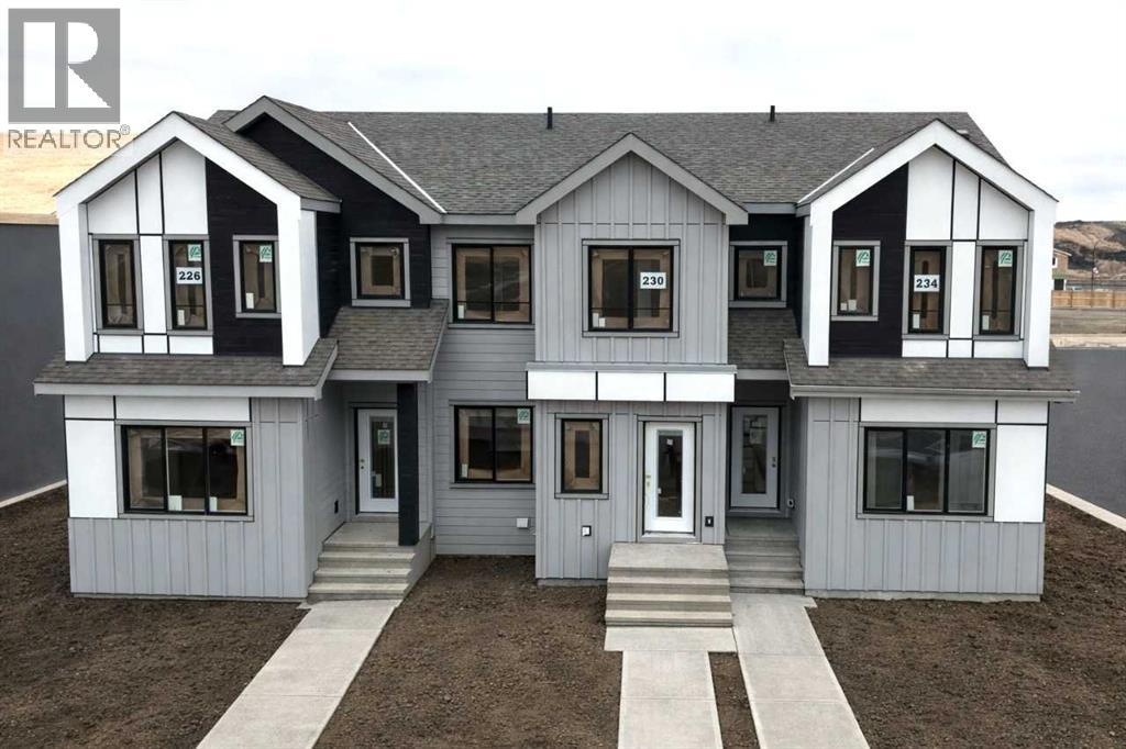 Row / Townhouse for Sale in 230 Heartwood Parade SE|Calgary, Alberta T3S0S1