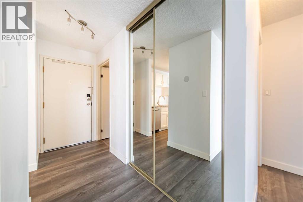 Apartment for Sale in 712, 8604 48 Avenue NW|Calgary, Alberta T2B5E6 2