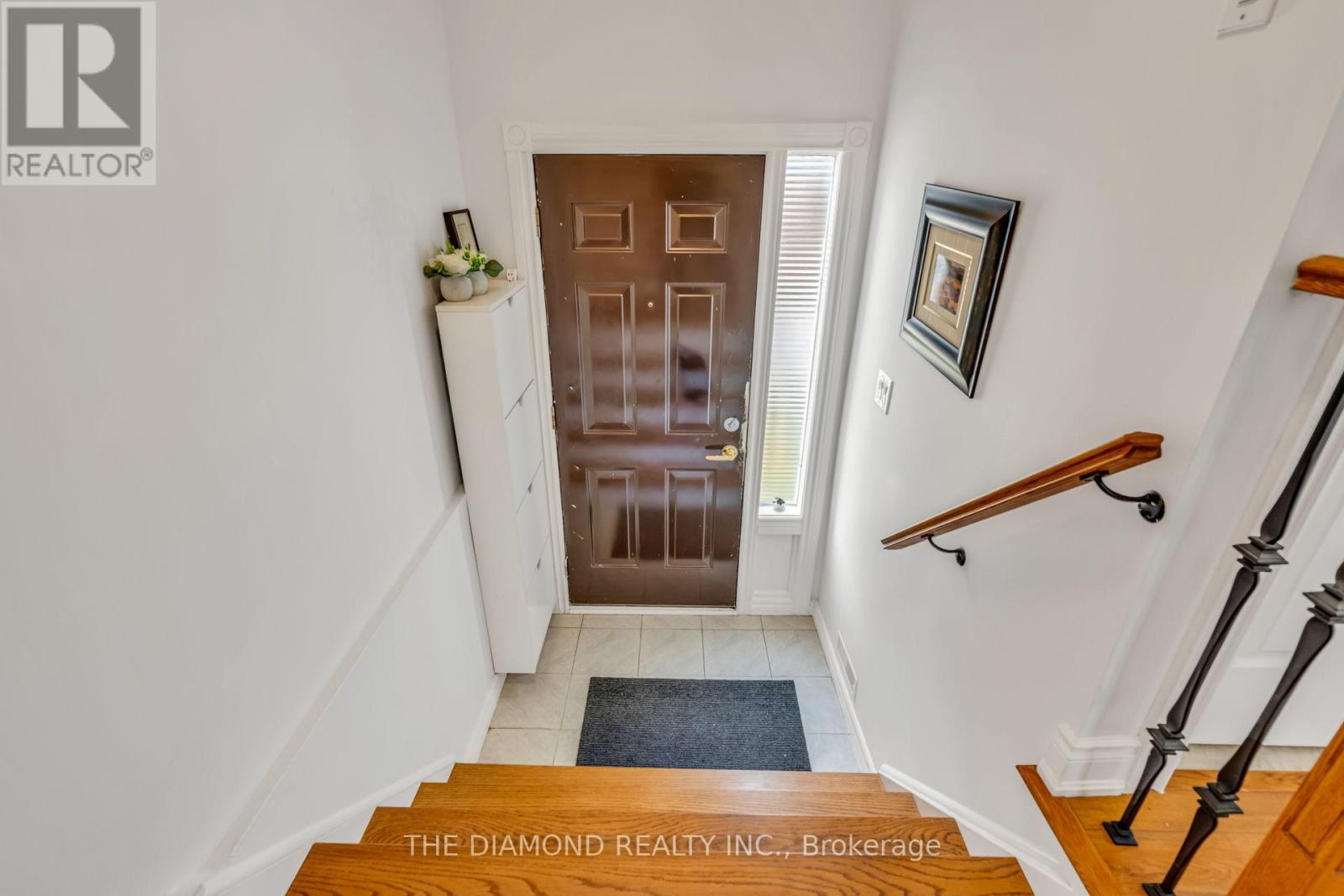 Row / Townhouse for Sale in 16 - 725 VERMOUTH AVENUE|Mississauga (Mississauga Valleys), Ontario L5A3X5 4