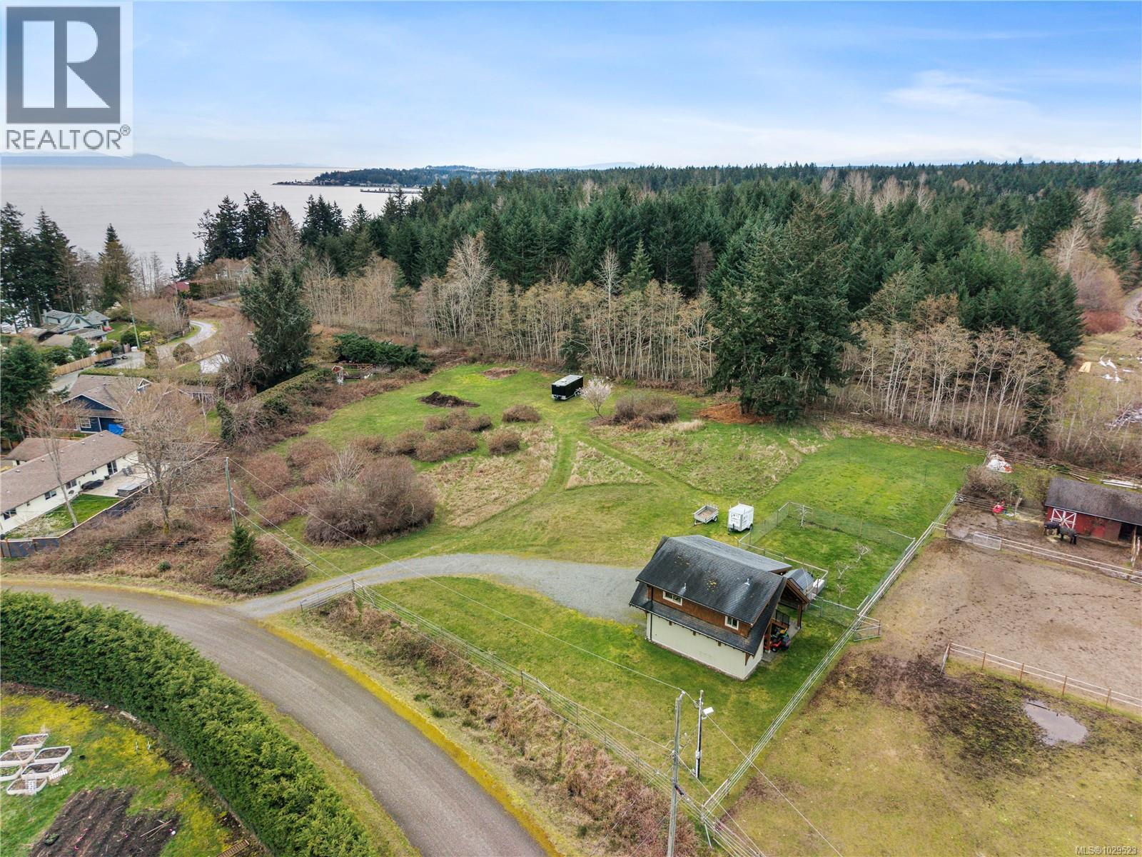 For sale: 1705 Tames Rd, Courtenay, British Columbia V9J1X9
