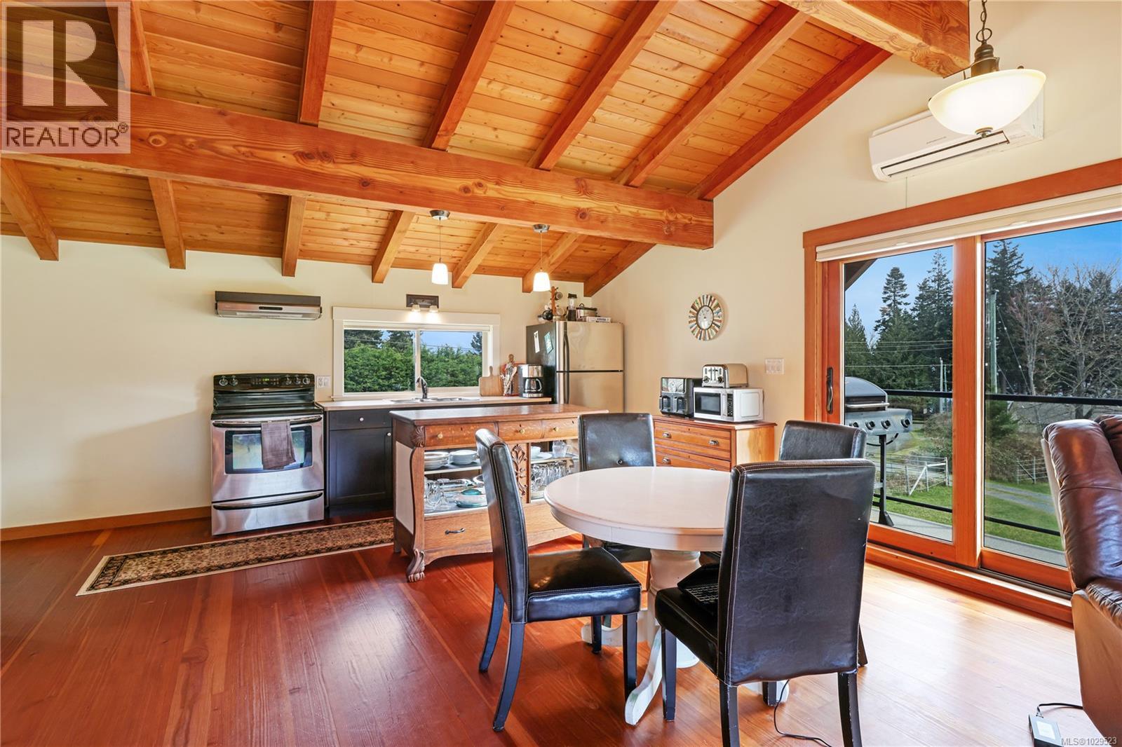 For sale: 1705 Tames Rd, Courtenay, British Columbia V9J1X9