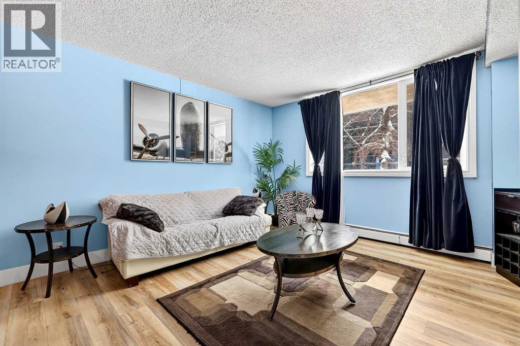 Apartment for Sale in 102, 1312 13 Avenue SW|Calgary, Alberta T3C0T3 5