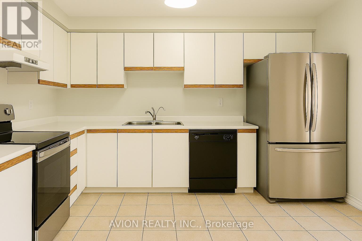 Row / Townhouse for Sale in 2 - 5536 MONTEVIDEO ROAD|Mississauga (Meadowvale), Ontario L5N2P4 5