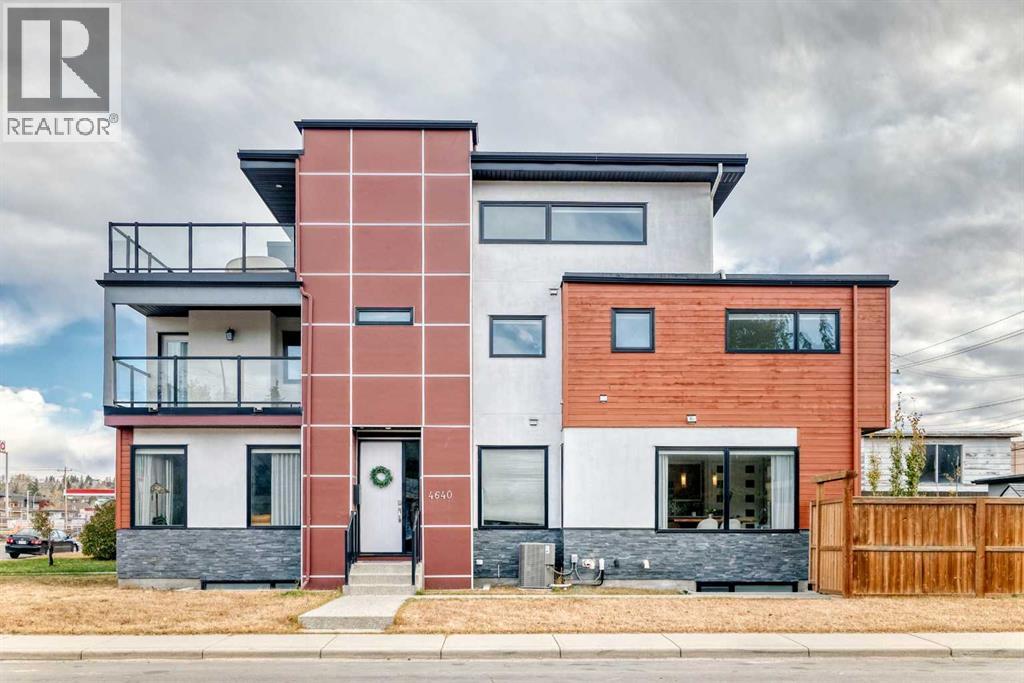 Duplex for Sale in 4640 15 Avenue NW|Calgary, Alberta T3B0L7