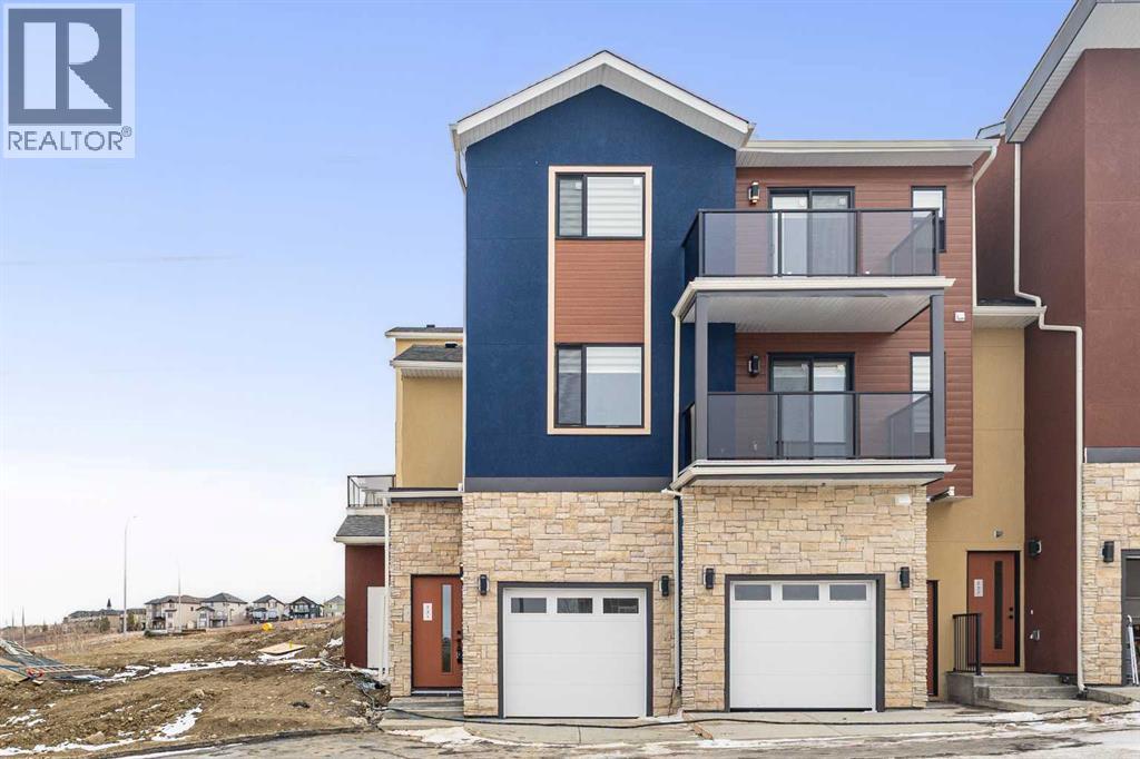 Row / Townhouse for Sale in 231 Sage Hill Circle NW|Calgary, Alberta T3R1V2 2