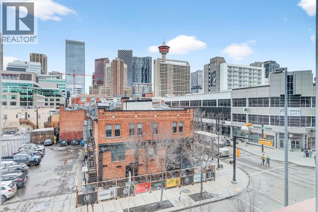 Apartment for Sale in 302, 215 13 Avenue SW|Calgary, Alberta T2R0V6 2