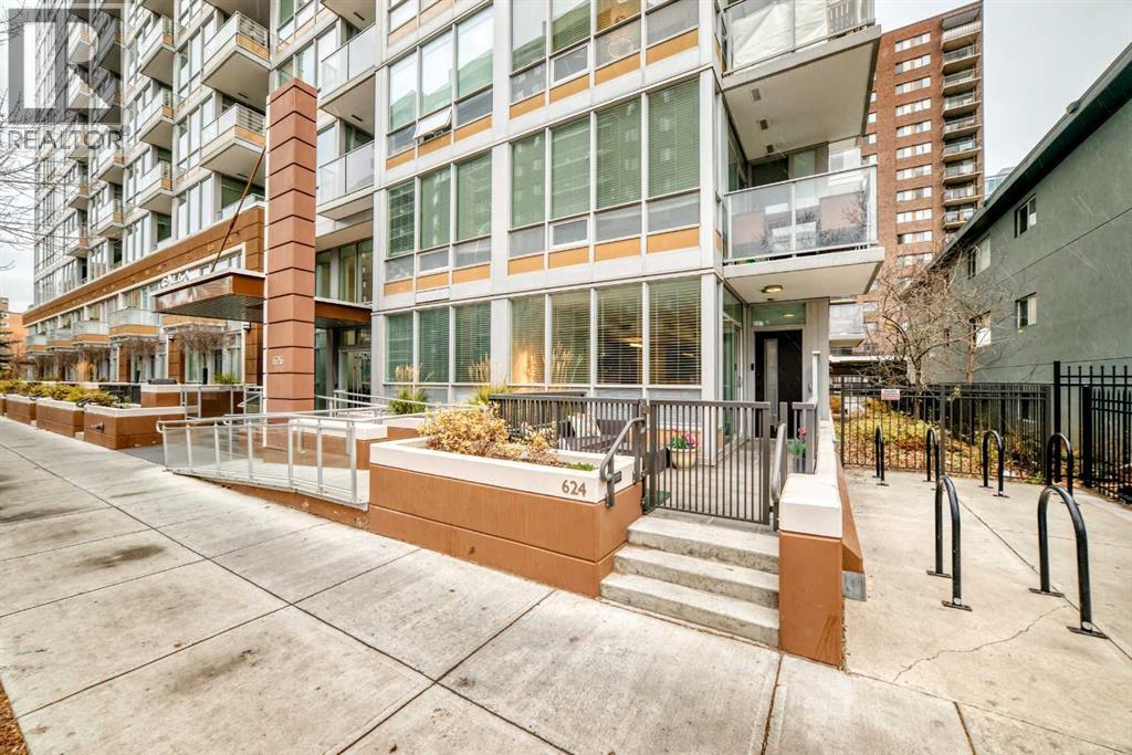 Row / Townhouse for Sale in 624 14 Avenue SW|Calgary, Alberta T2R0M8