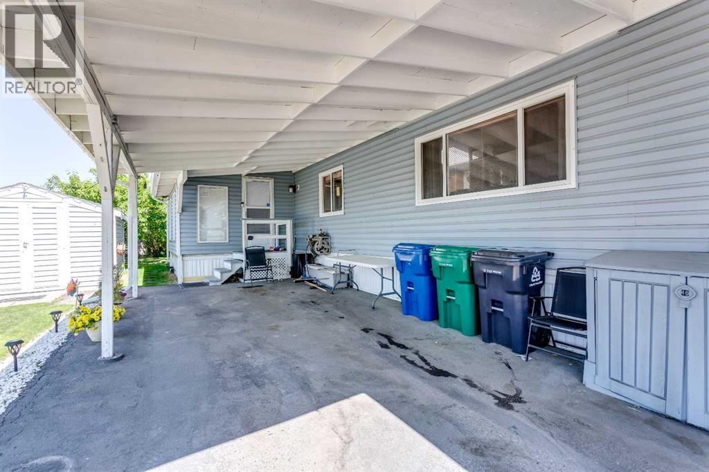 Mobile Home for Sale in 62, 99 Arbour Lake Road NW|Calgary, Alberta T3G4E4 5