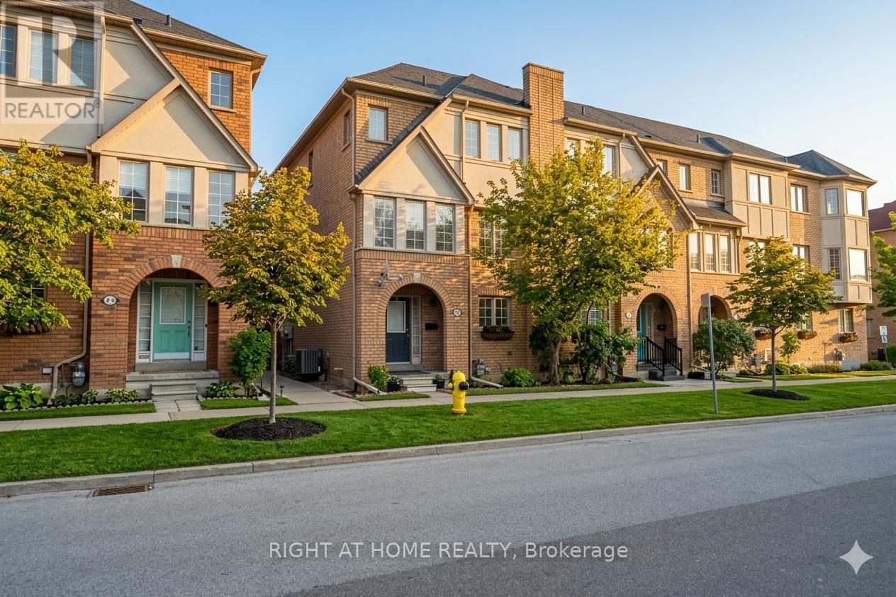 Row / Townhouse for Sale in 1 - 11 WEST DEANE PARK DRIVE|Toronto (Eringate-Centennial-West Deane), Ontario M9B2R5
