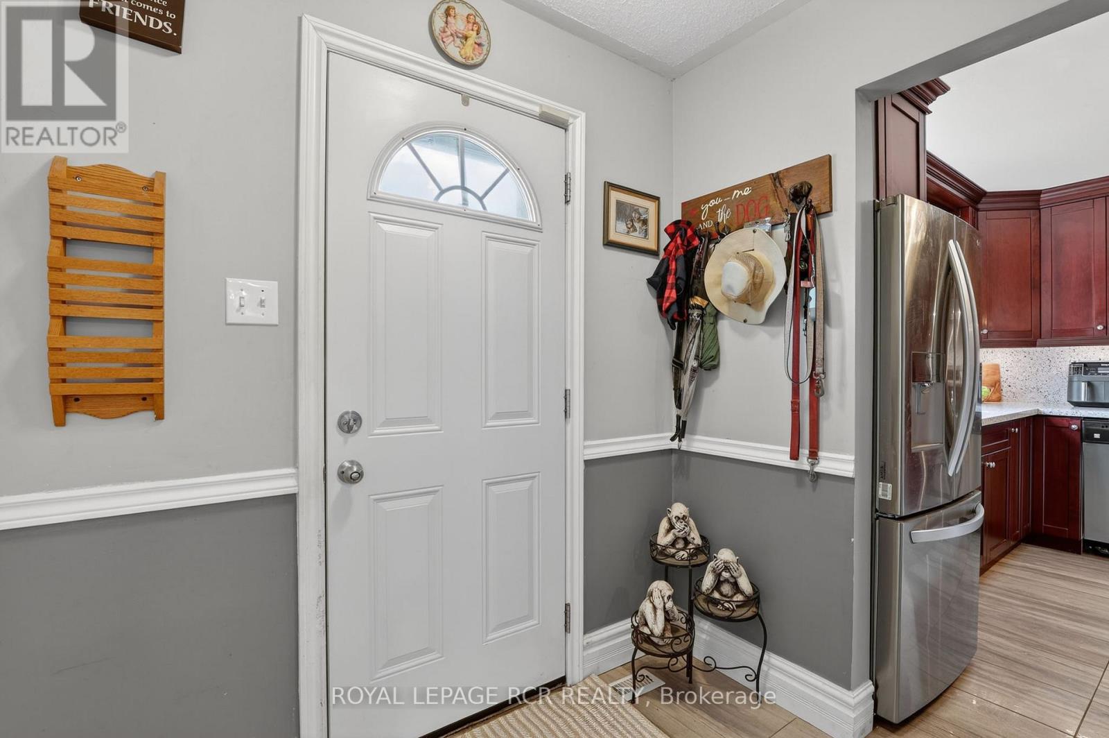 Row / Townhouse for Sale in 12 - 2825 GANANOQUE DRIVE|Mississauga (Meadowvale), Ontario L5N1V6 5