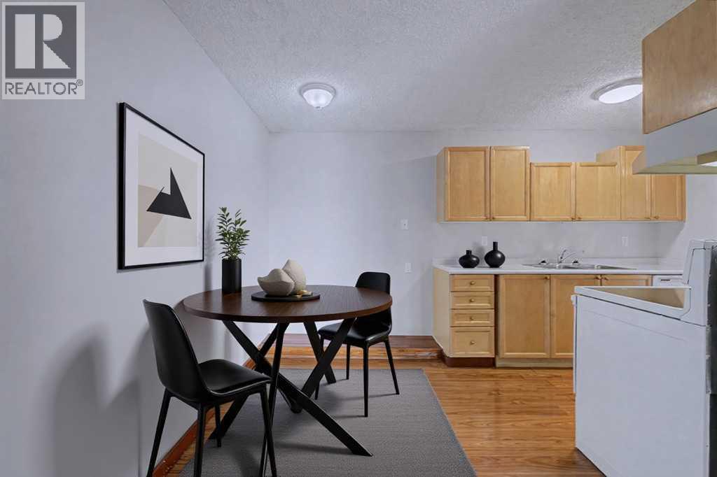 Apartment for Sale in 105, 659 4 Avenue NE|Calgary, Alberta T2E0J9 5