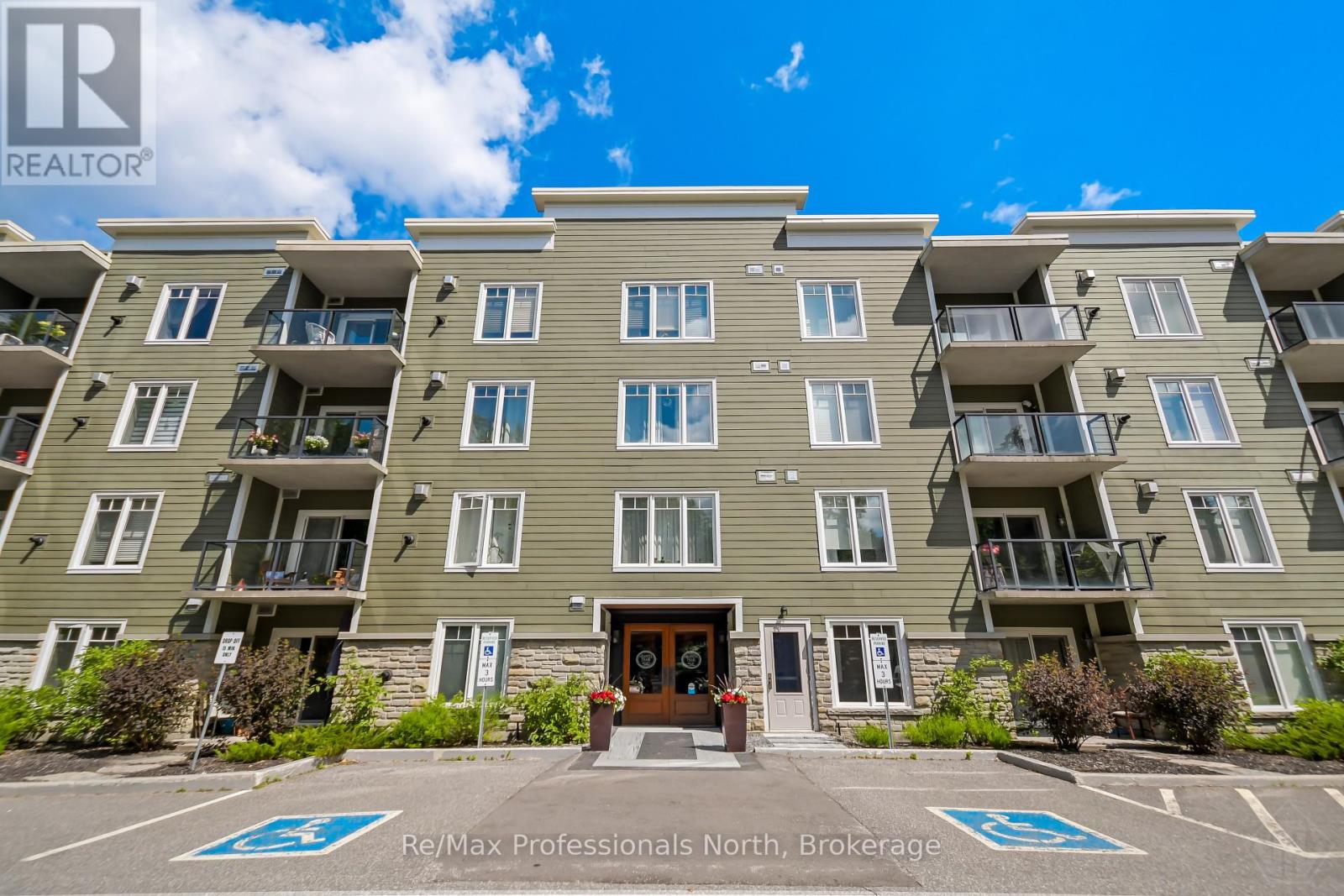 302 - 391 JAMES STREET W