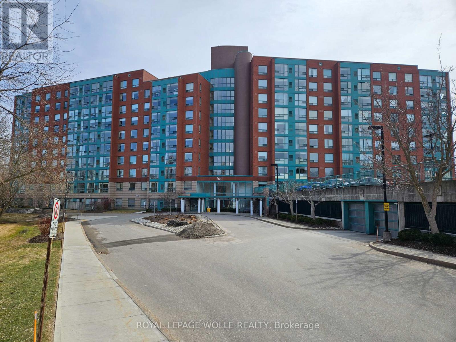 805 - 55 BLUE SPRINGS DRIVE, Waterloo, Ontario N2J4T3