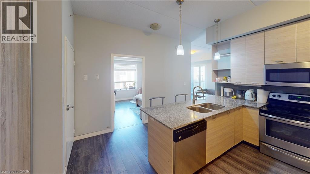 For sale: 318 SPRUCE Street Unit# 1505, Waterloo, Ontario N2L0E9