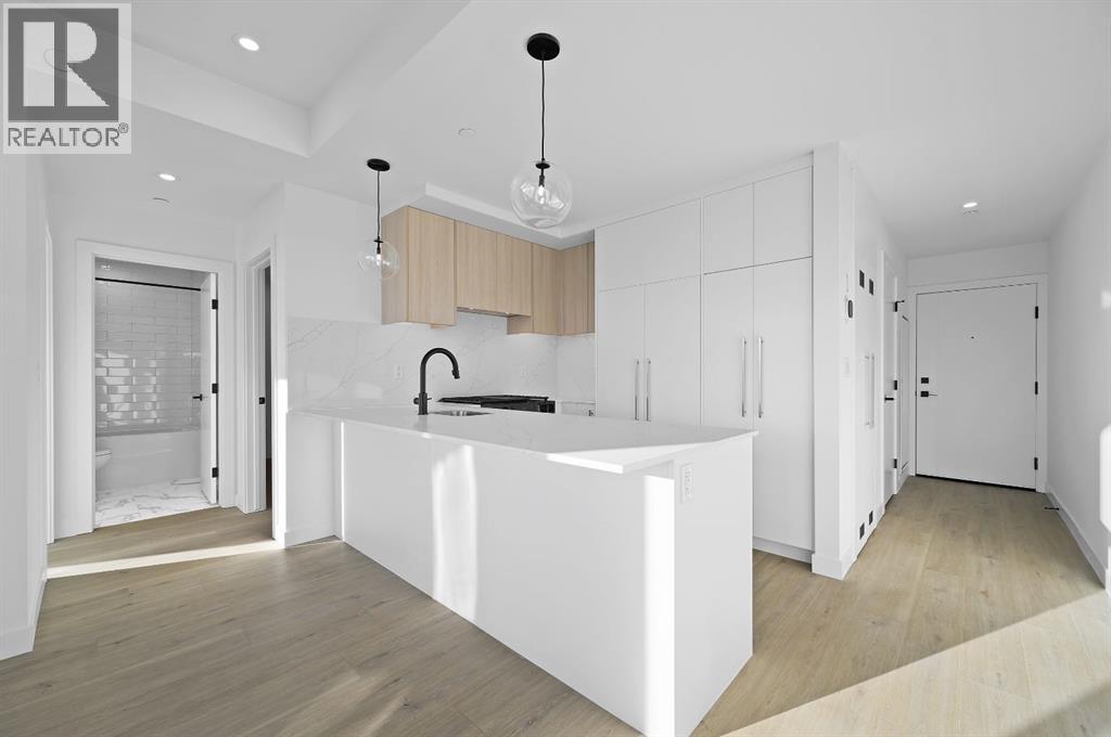 Apartment for Sale in 701, 8375 Broadcast Avenue SW|Calgary, Alberta T3H6L3 3