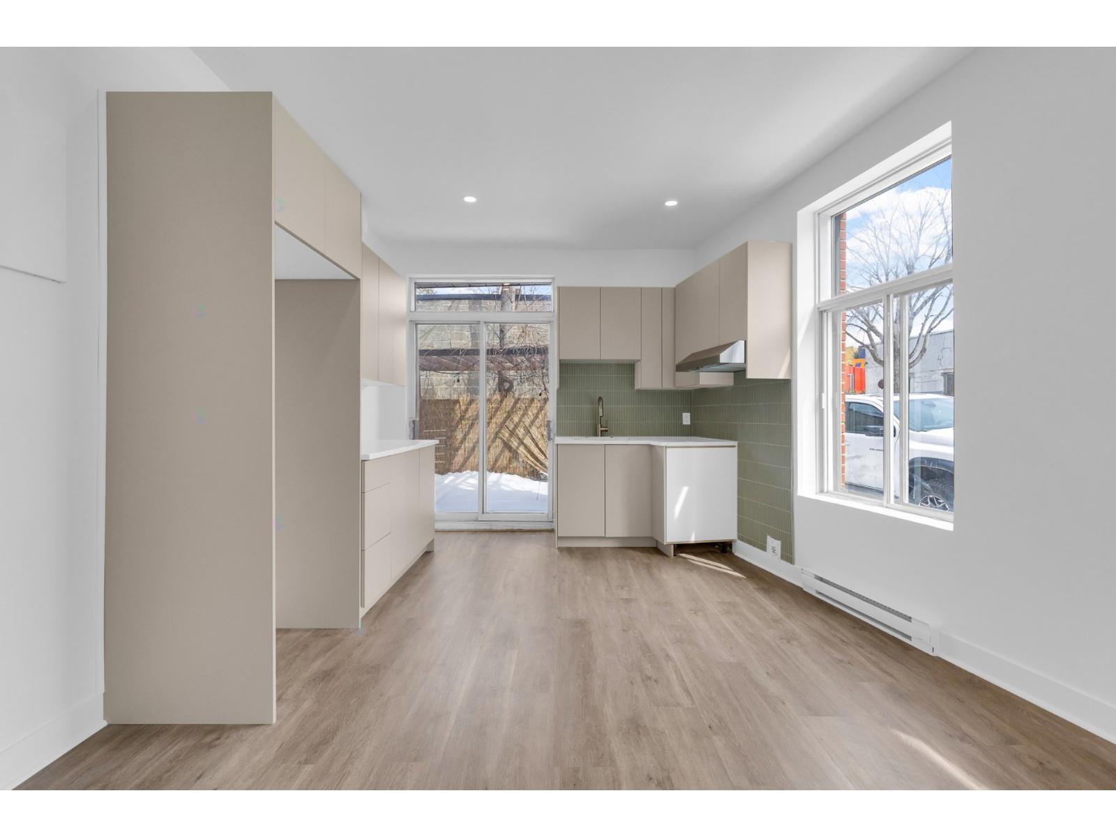 1101 Rue De Montmorency