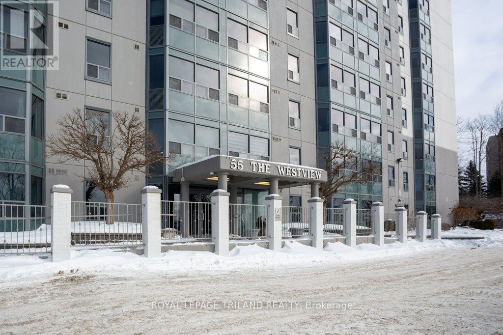 1002 - 55 GREEN VALLEY DRIVE, Kitchener, Ontario N2P1Z6
