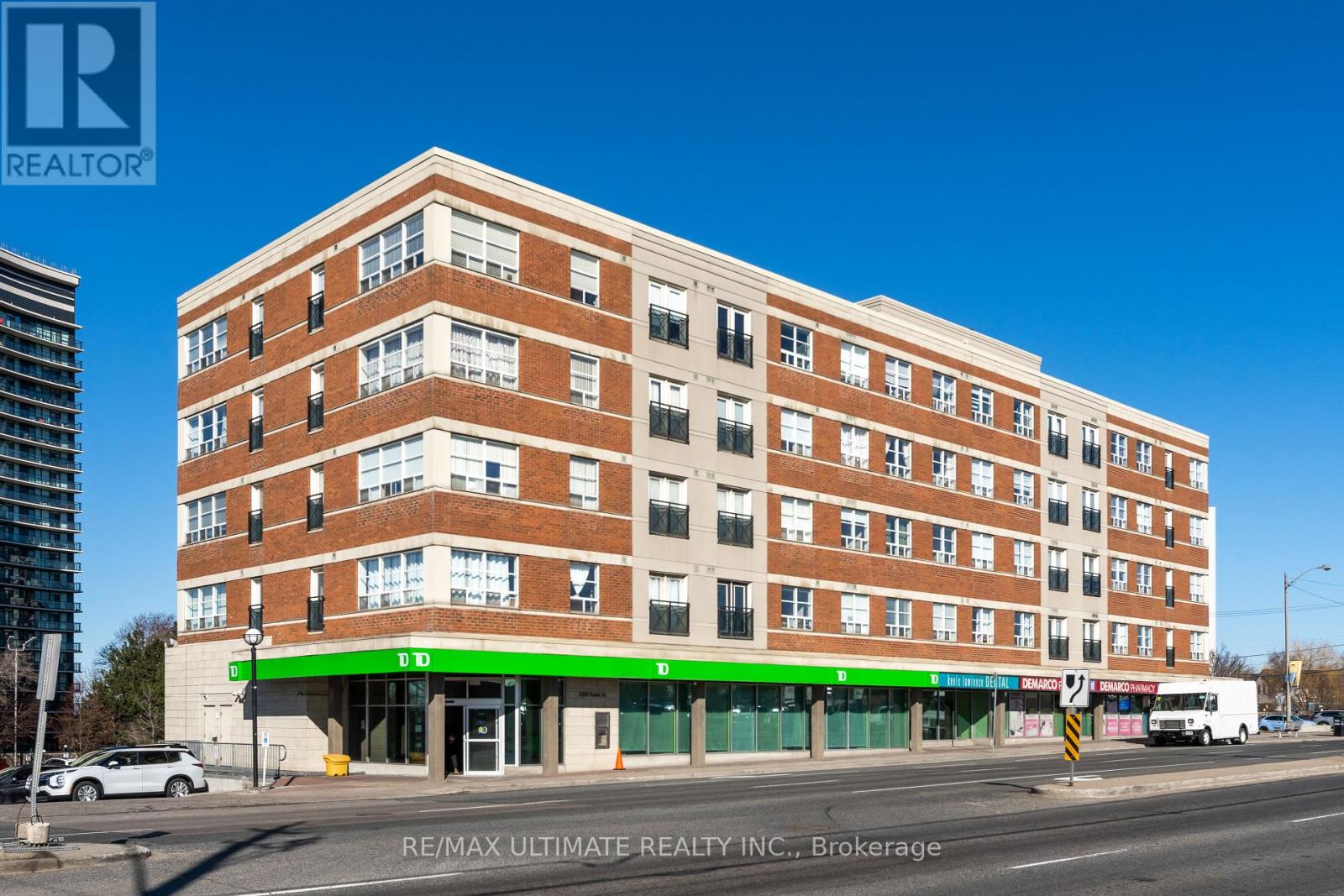 maklsu Avenue CHROME MINTY アベニュー For sale: 406 - 1415 LAWRENCE AVENUE W, Toronto (Brookhaven