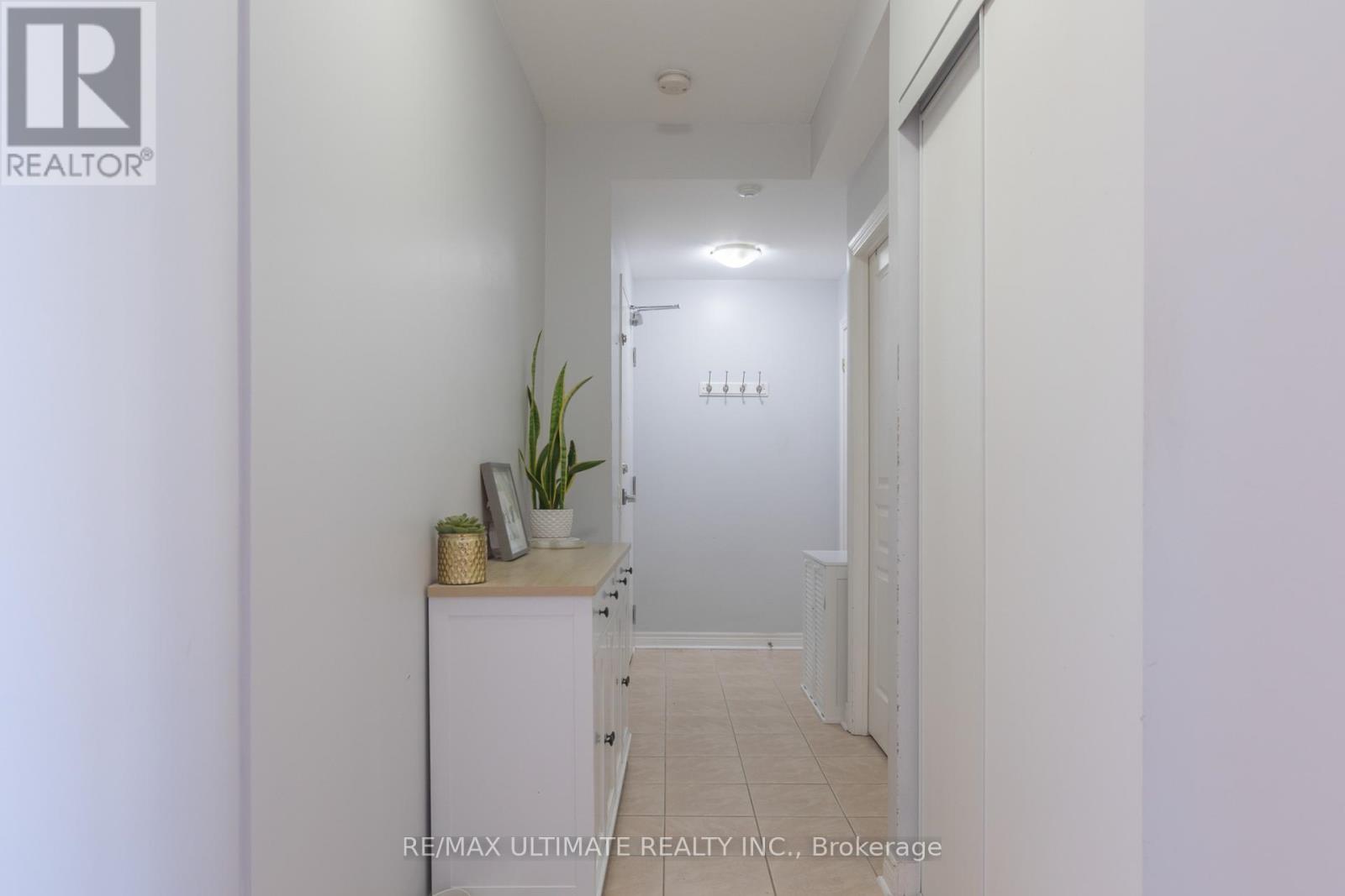 For sale: 406 - 1415 LAWRENCE AVENUE W, Toronto (Brookhaven
