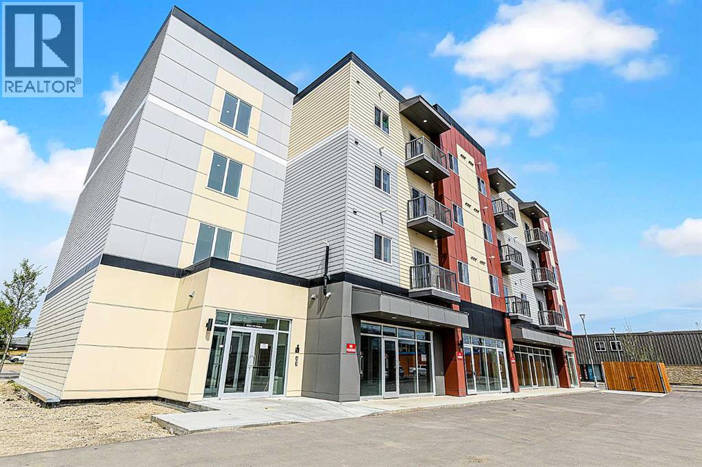 305, 10101 101 Avenue