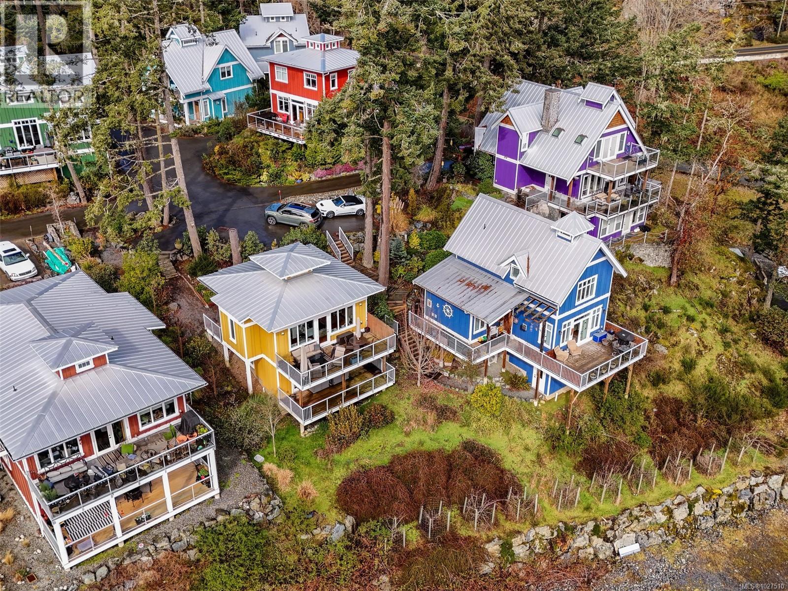 For sale: 125 Hilltop Cres, Sooke, British Columbia V9Z1N6