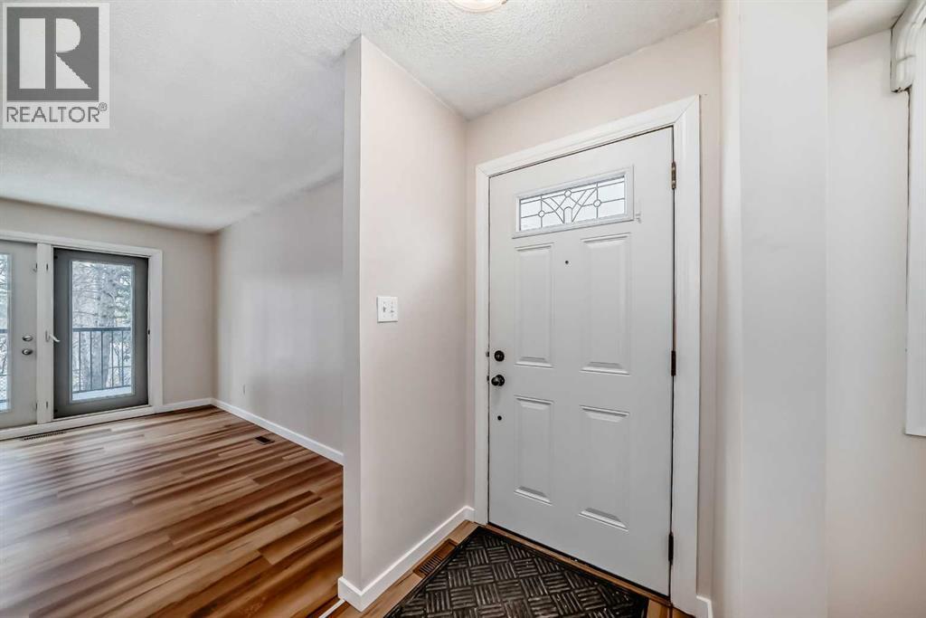 Row / Townhouse for Sale in 13, 4531 7 Avenue SE|Calgary, Alberta T2A5E4 5