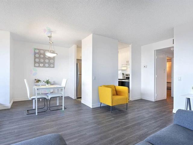 5199 Rue Sherbrooke E.