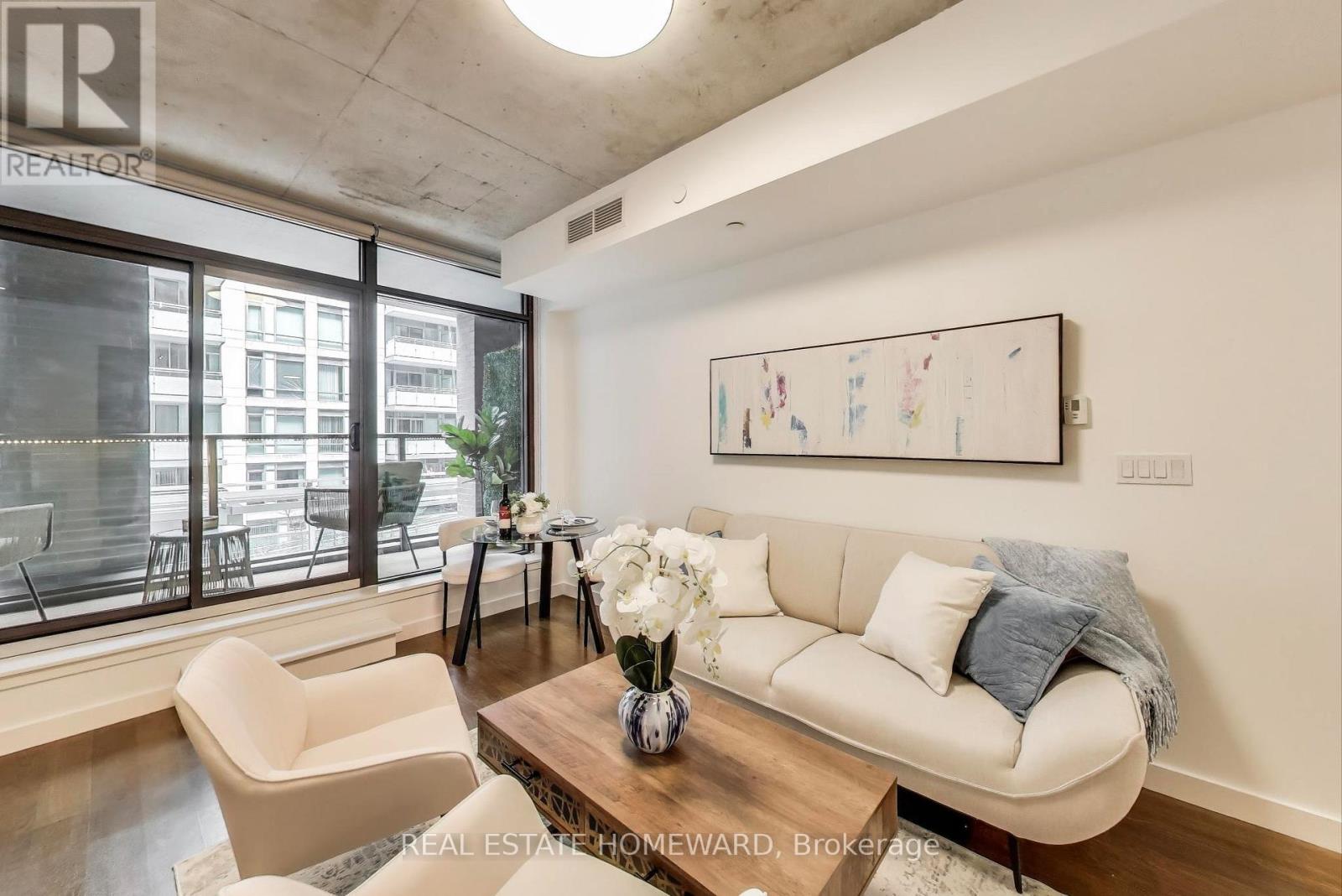 320 - 111 BATHURST STREET, Toronto (Waterfront Communities), Ontario M5V2P9