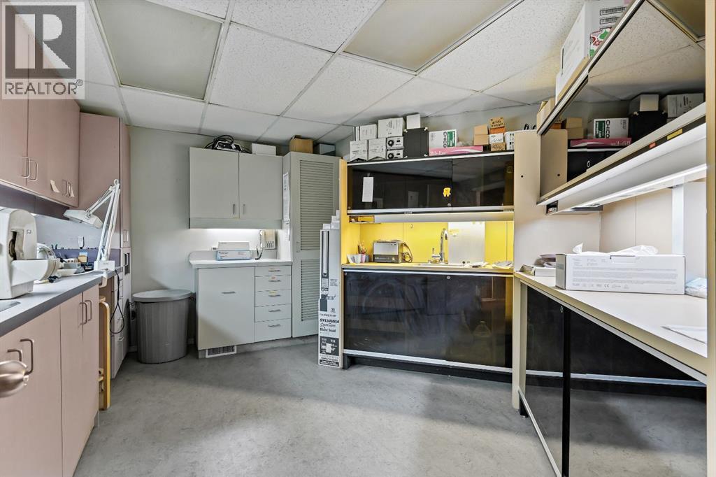 For sale: 5600 Elbow Drive SW, Calgary, Alberta T2V1H8 - A2277739 ...