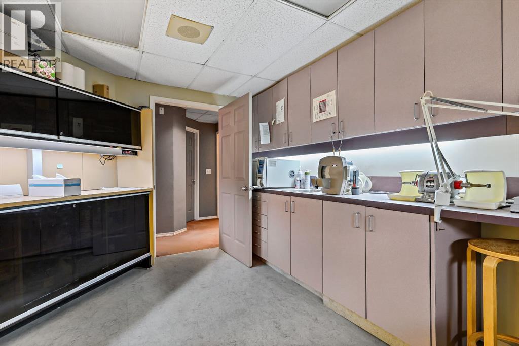 For sale: 5600 Elbow Drive SW, Calgary, Alberta T2V1H8 - A2277739 ...