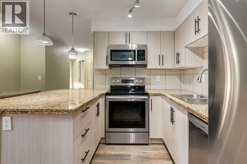 Apartment for Sale in 301, 108 Country Village Circle NE|Calgary, Alberta T3K0E3 5