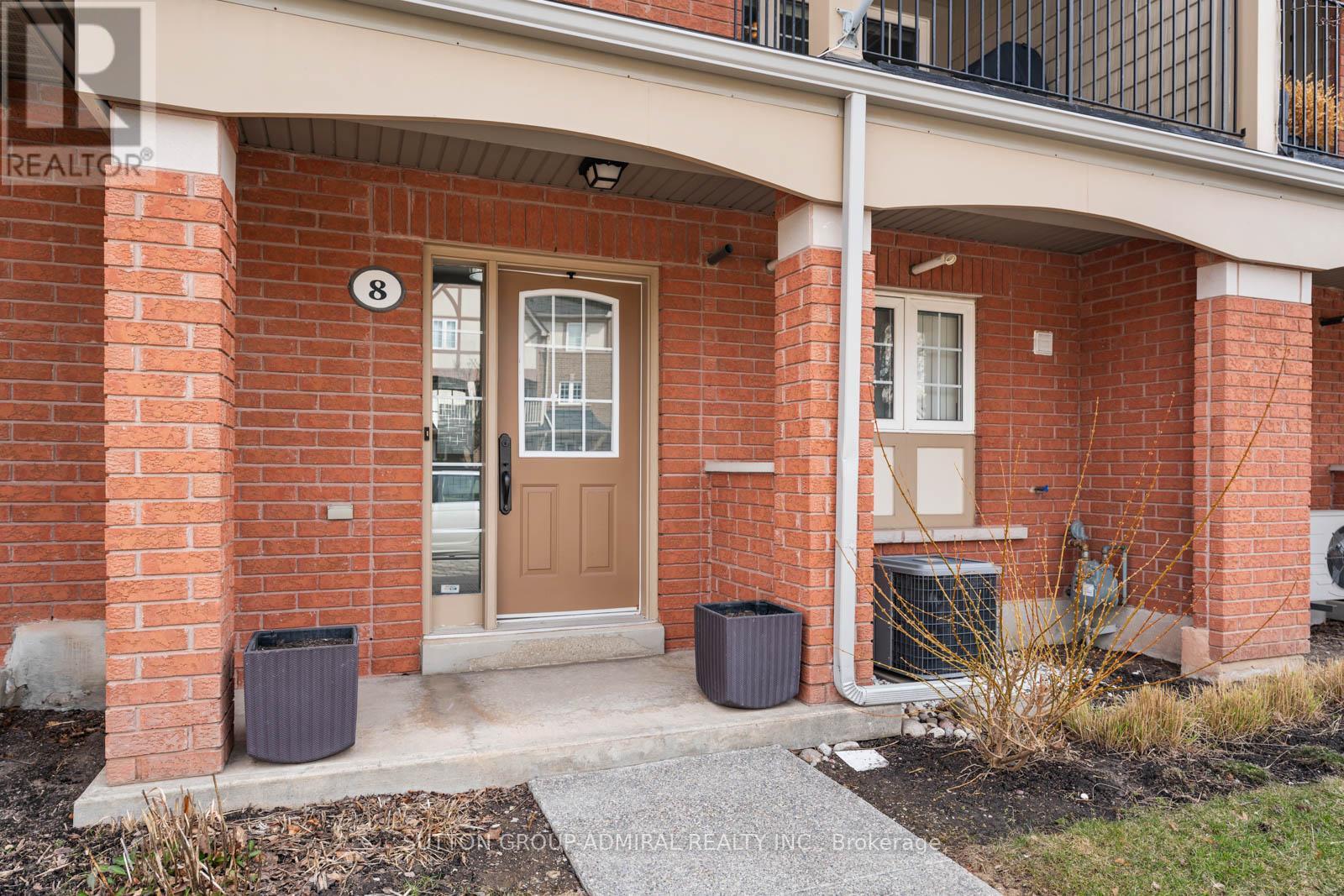 Row / Townhouse for Sale in 8 - 2341 PARKHAVEN BOULEVARD|Oakville (RO River Oaks), Ontario L6H7S5 3