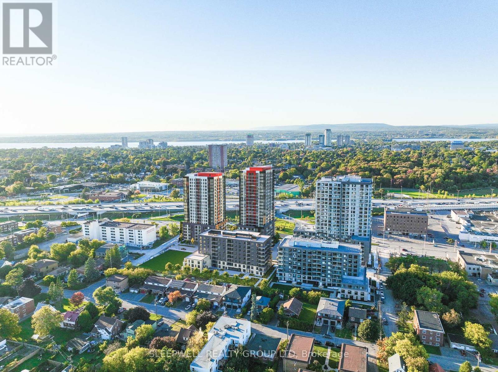 1905 - 1360 CARLING AVENUE