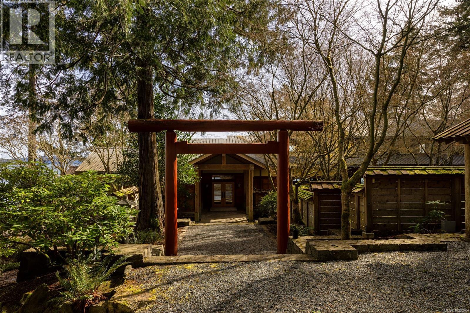 Churchill Rd Salt Spring For sale: 250 Holmes Rd, Salt Spring, British Columbia V8K1T6 - 1029245 ...