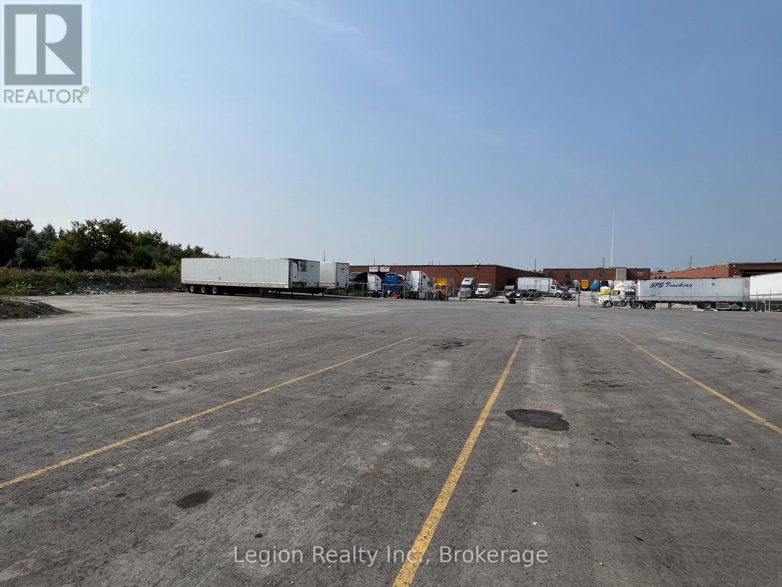 100 RUTHERFORD ROAD S