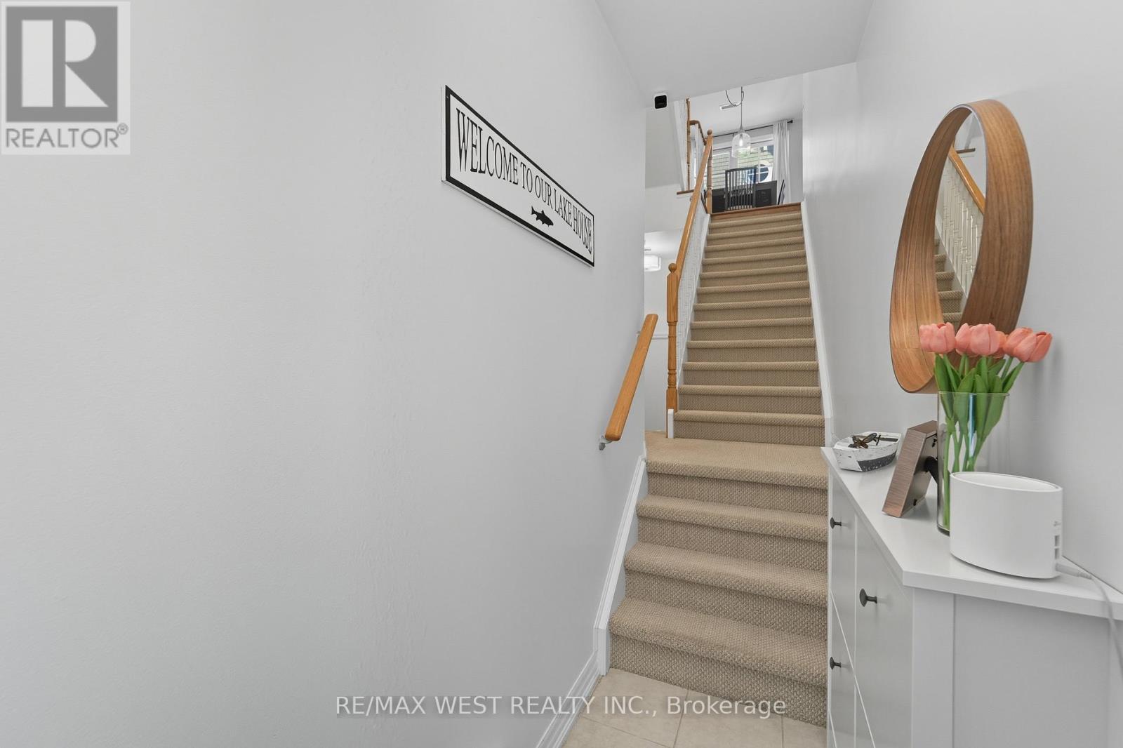 Row / Townhouse for Sale in 703 - 1011 DETA ROAD|Mississauga (Lakeview), Ontario L5E0A2 5