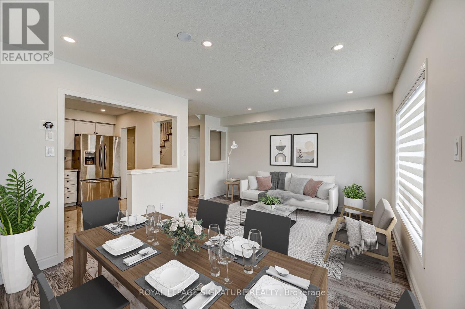 Row / Townhouse for Sale in 36 - 7360 ZINNIA PLACE|Mississauga (Meadowvale Village), Ontario L5W2A3 5