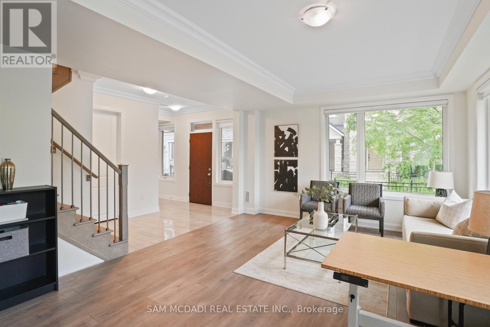Row / Townhouse for Sale in 34 - 3006 CREEKSHORE COMMON|Oakville (GO Glenorchy), Ontario L6M0Y6 3