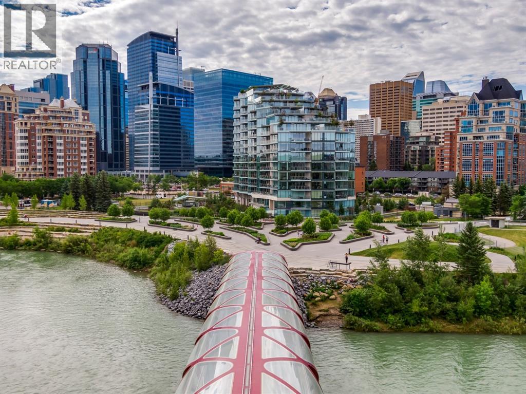 Apartment for Sale in 811, 738 1 Avenue SW|Calgary, Alberta T2P5G8